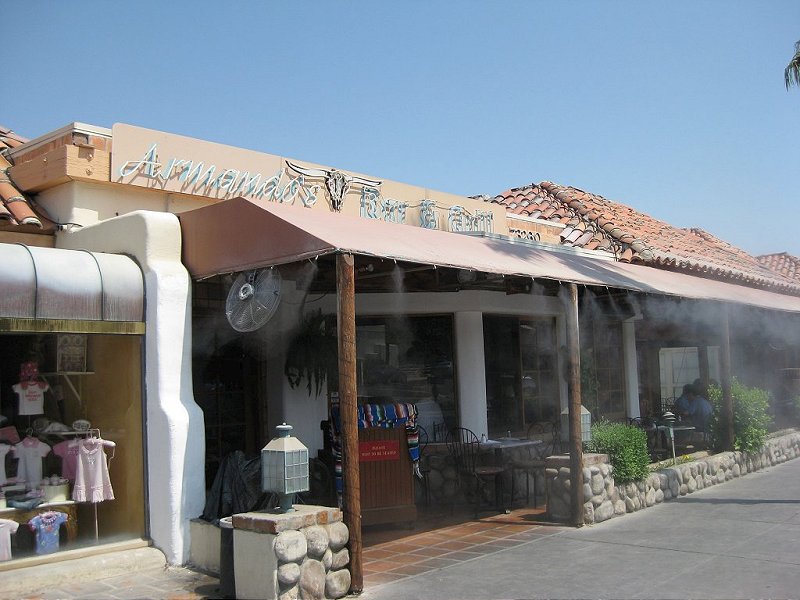 Armando’s in the Desert