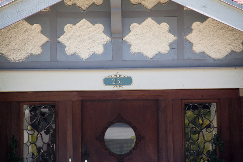 Anna-Farris-House-Bunny-Soroity-House-4