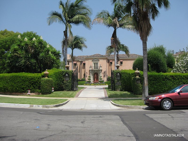 The “Twins” Mansion