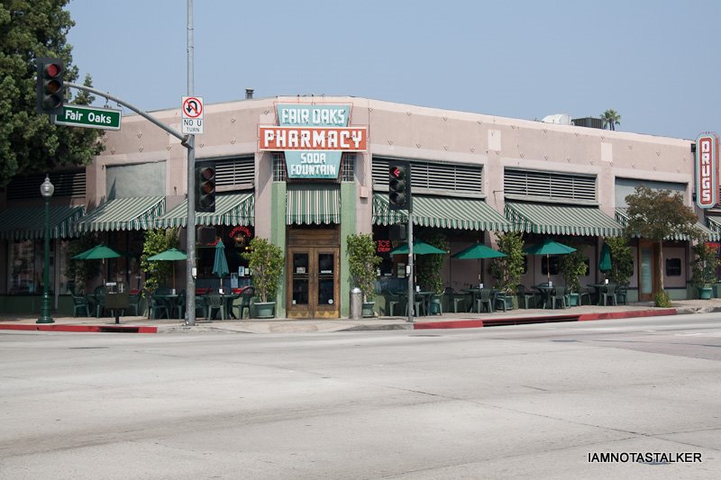 Fair-Oaks-Pharmacy-South-Pasadena-6
