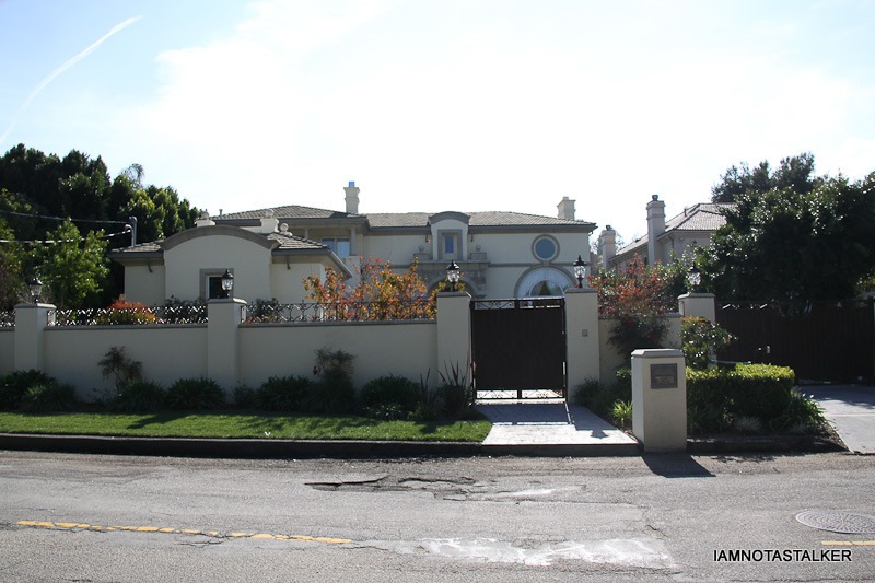 Glee-House-in-Encino-3