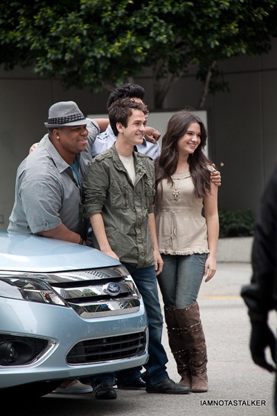 Americal-Idol-Ford-Commercial-50