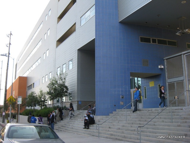 Helen Bernstein High School – The New William McKinley High from “Glee”
