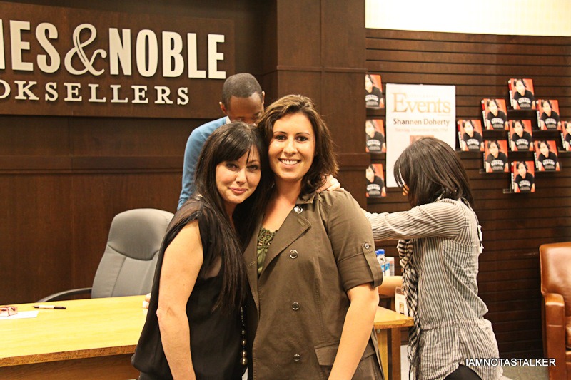 Shannen-Doherty-Book-Signing-(111-of-120)