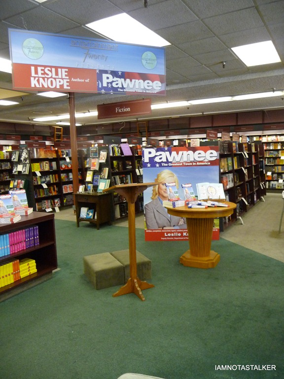 “Parks and Recreation” Filming at Vroman’s Bookstore in Pasadena