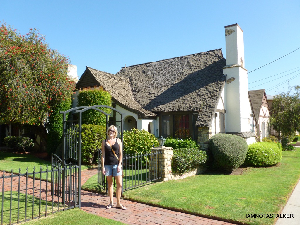 The Sierra Bonita Apartments from “Mulholland Dr.”