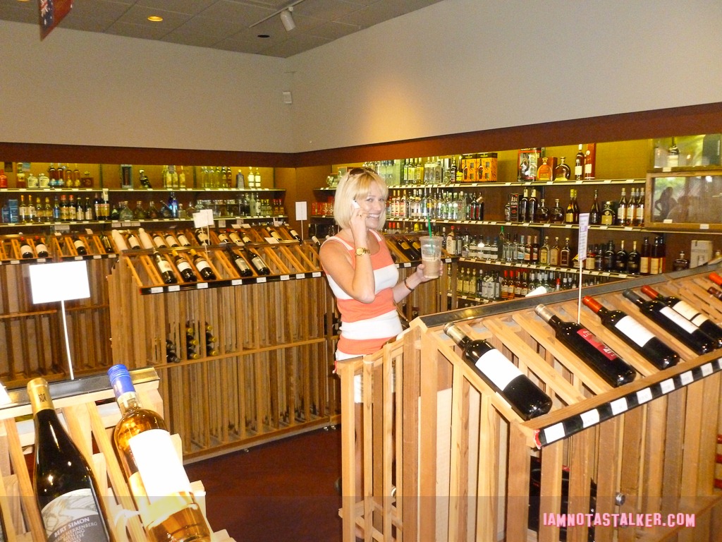 Red Carpet Liquors, Crazy, Stupid, Love.-1050034