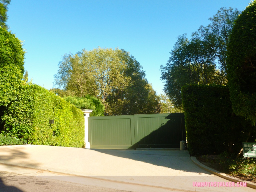 Beverly Hillbillies mansion (2 of 8)
