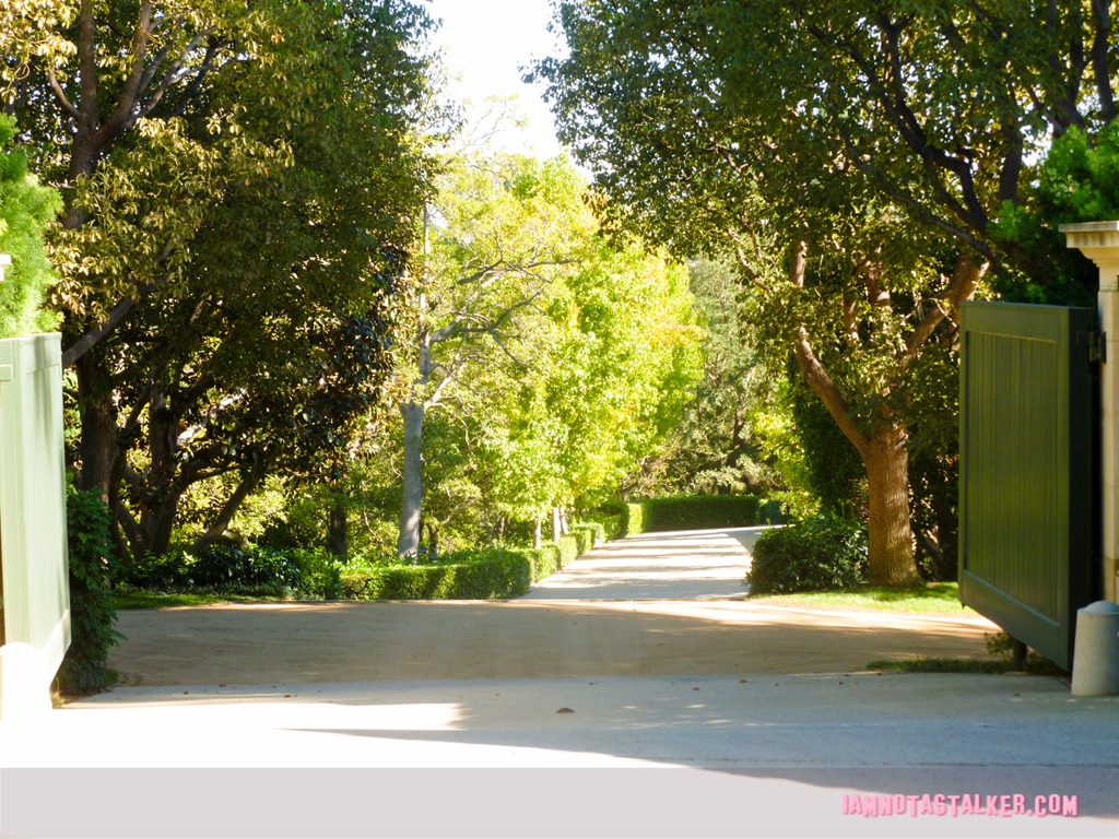 Beverly Hillbillies mansion (5 of 8)