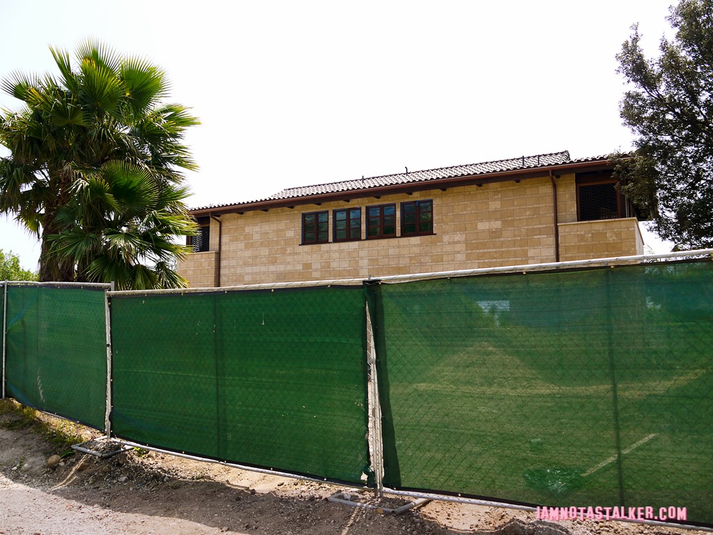 The Bachelor Mansion Season 1 (2 of 7)