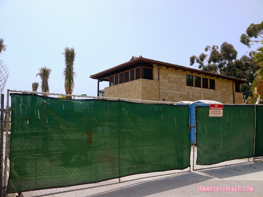 The Bachelor Mansion Season 1 (1 of 7)