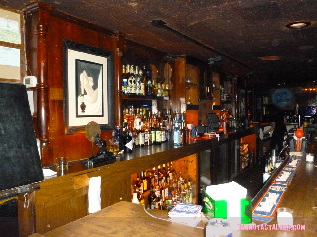 Bad Santa Bar (5 of 9)