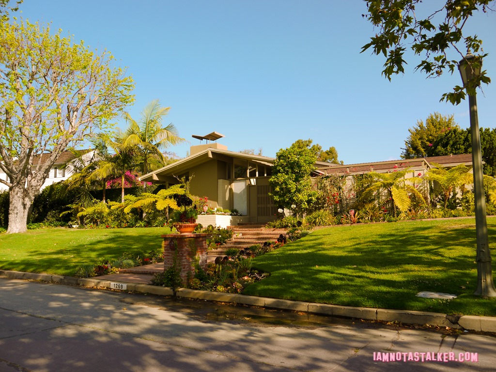 The “Relativity” House