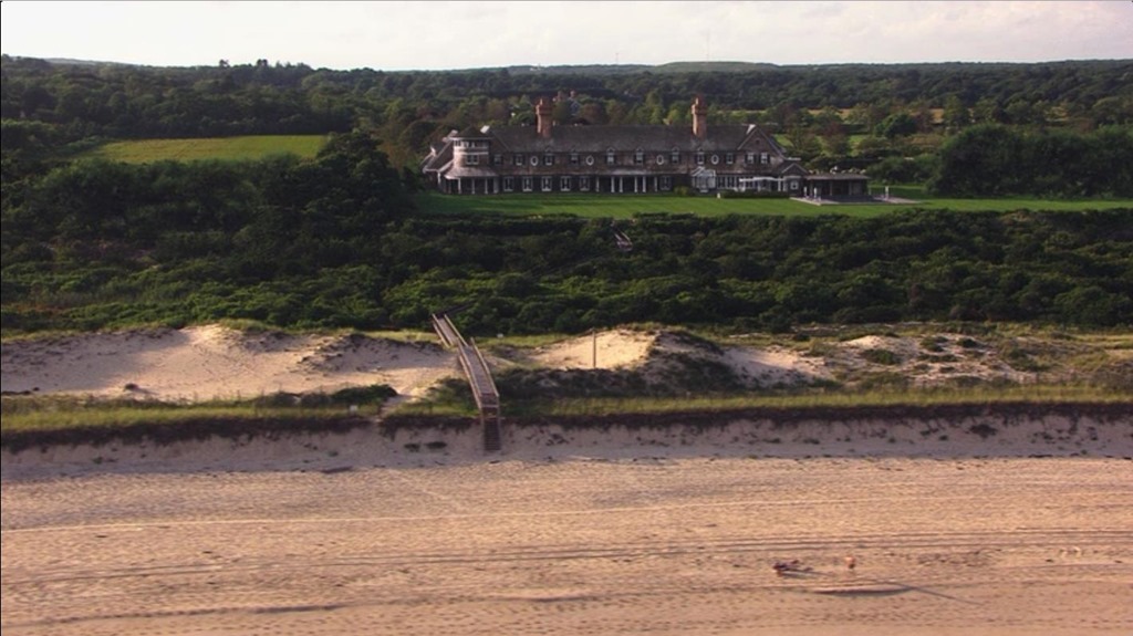 Grayson Manor from “Revenge”