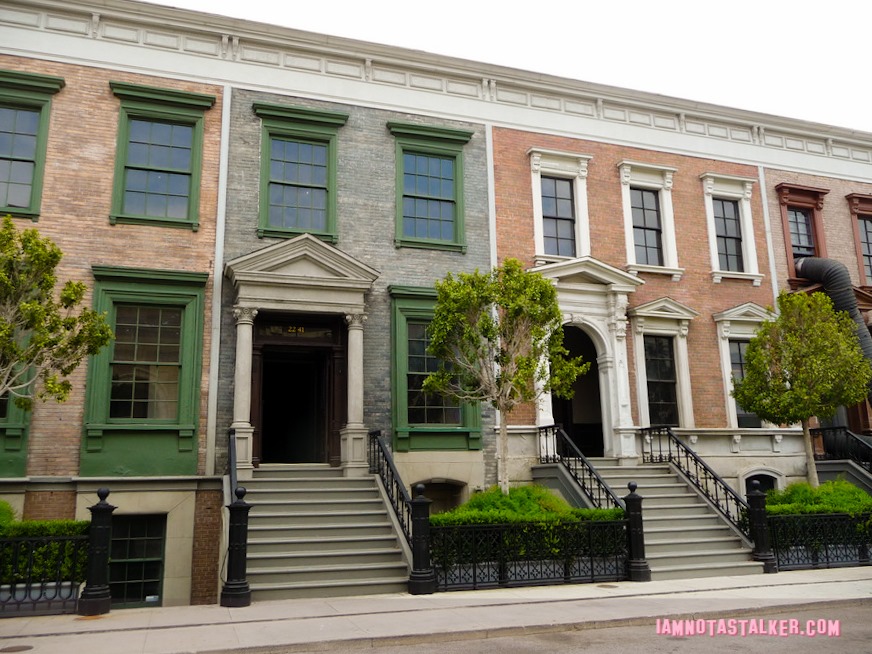 Pretty Little Liars Warner Bros Sets (1 of 3)