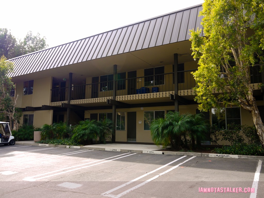 Pretty Little Liars Warner Bros Sets (3 of 4)