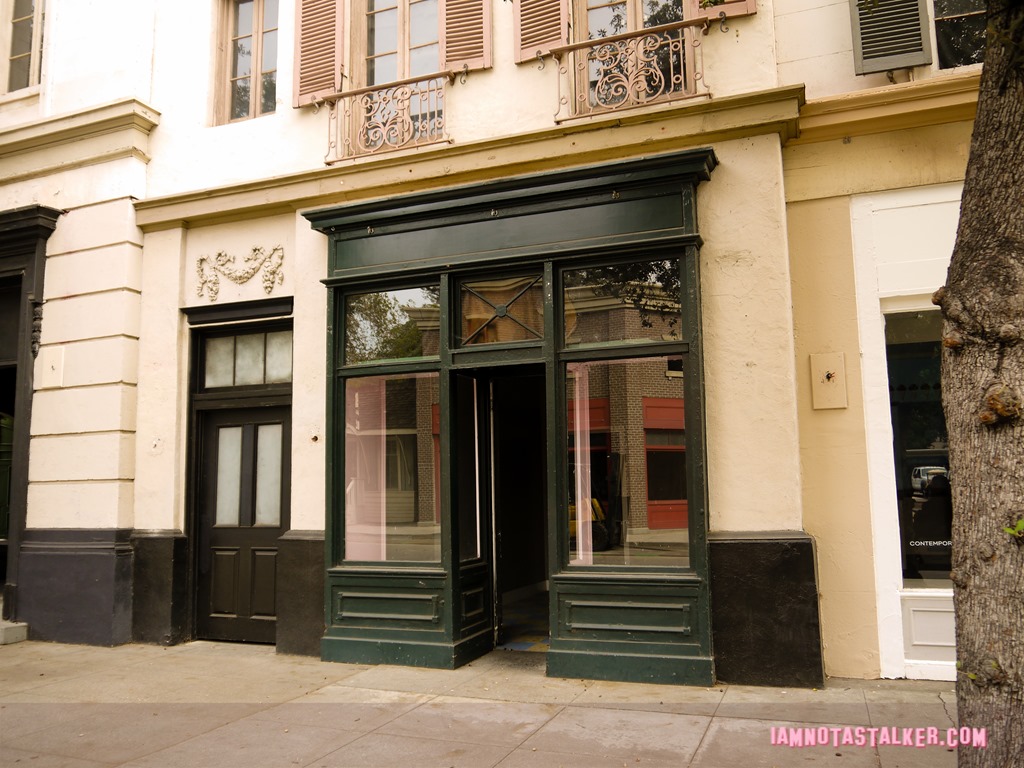 Pretty Little Liars Warner Bros. Sets (44 of 52)