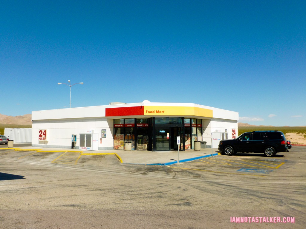 The Hangover Gas Station (6 of 16)