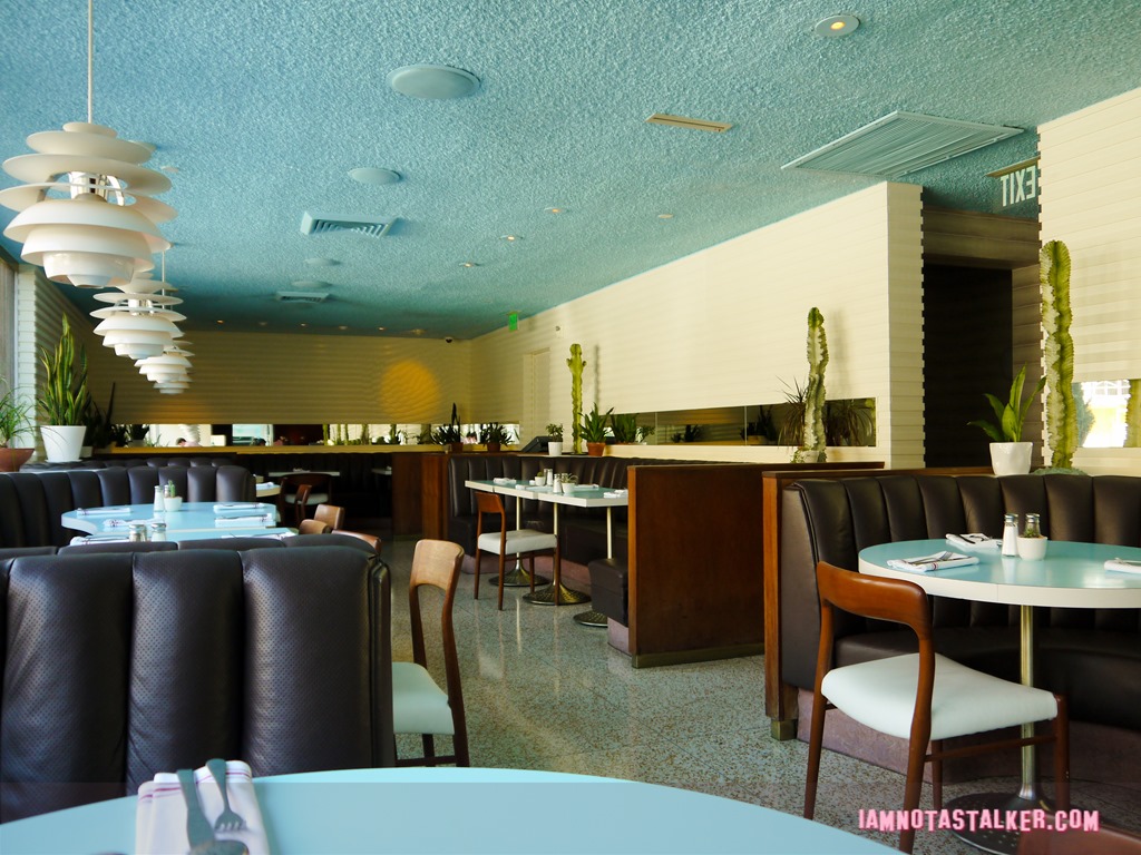 24-7 Restaurant Mary-Kate and Ashley Olsen (2 of 27)