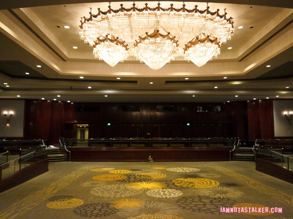 Hyatt Regency Century Plaza from The Ugly Truth-57