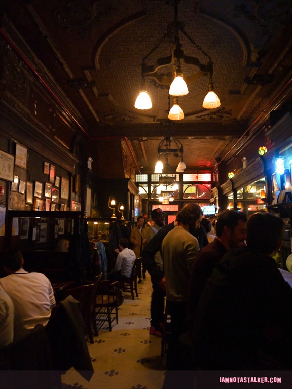 Old Town Bar from Sex and the City-20
