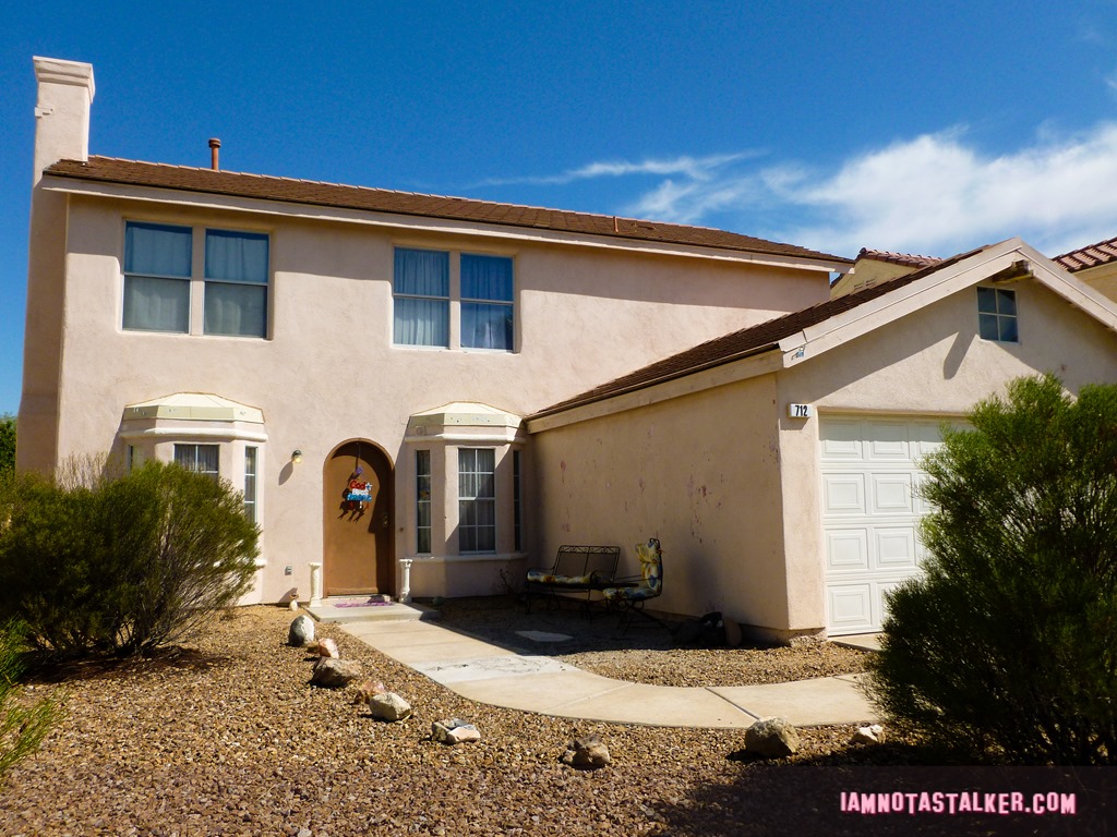The Real Life Simpsons House-6