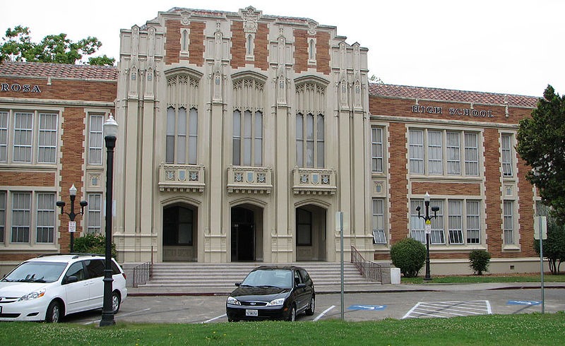 800px-Santa_Rosa_High_School,_July_08