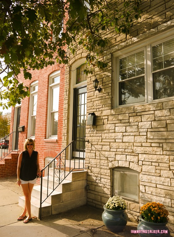 Conor’s Row House Listing from “He’s Just Not That Into You”