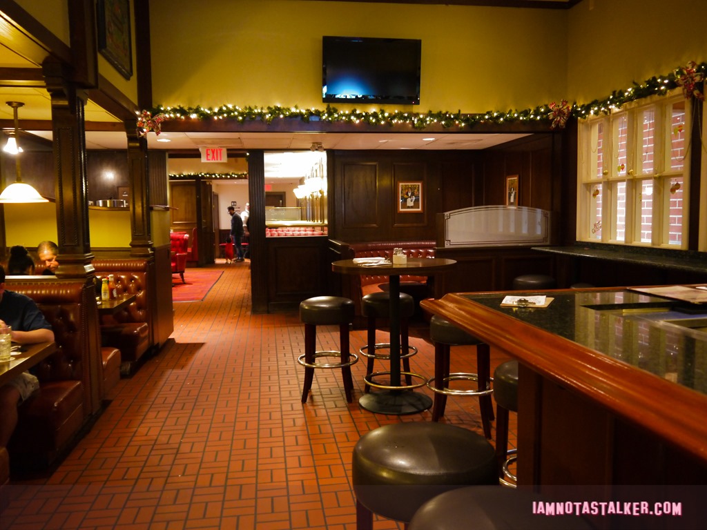 Du-Pars Restaurant and Bakery from Christmas with the Kranks-1190955