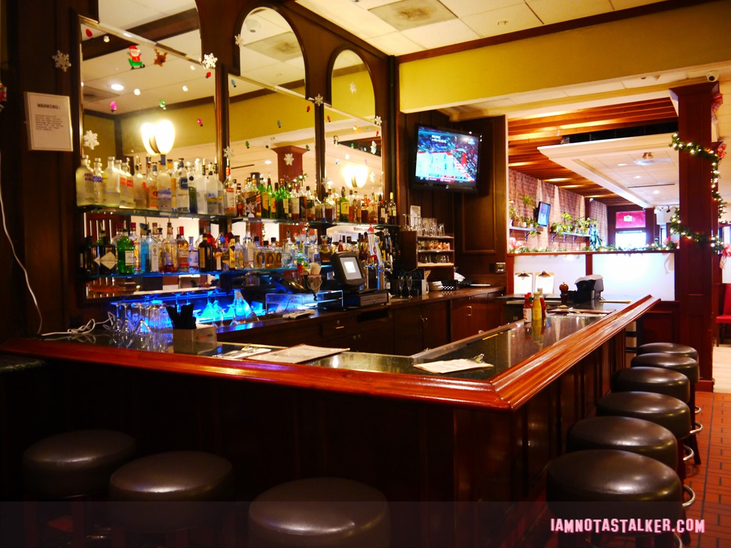 Du-Pars Restaurant and Bakery from Christmas with the Kranks-1190929
