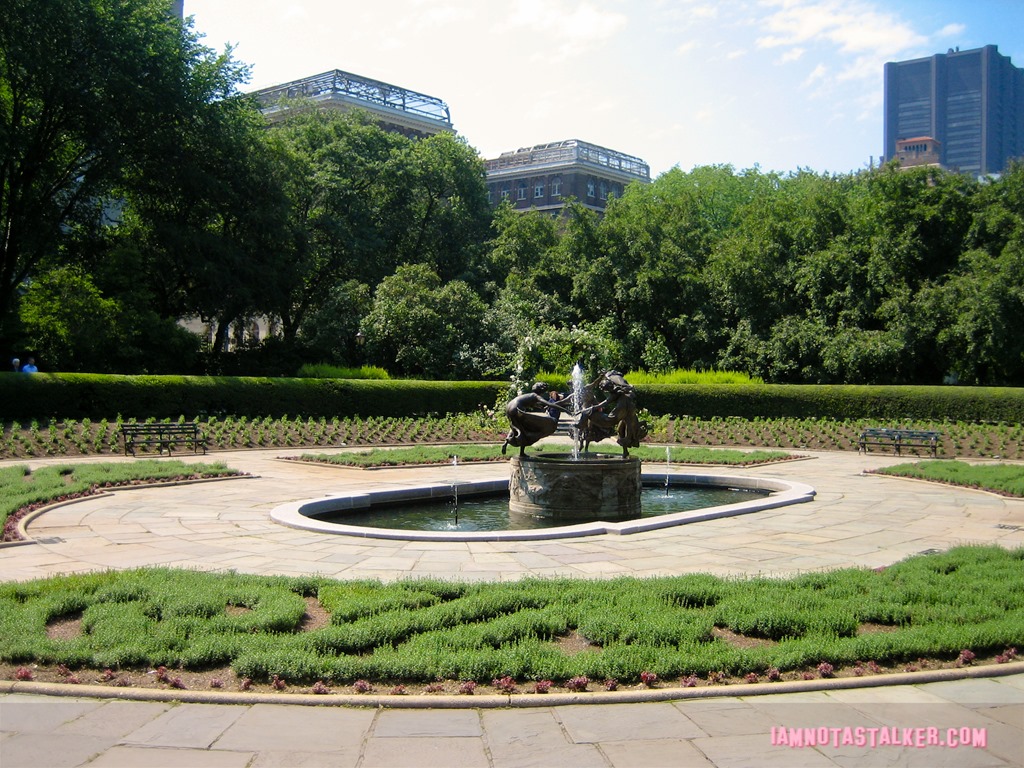 The Conservatory Garden from The Girl on the Train-1244