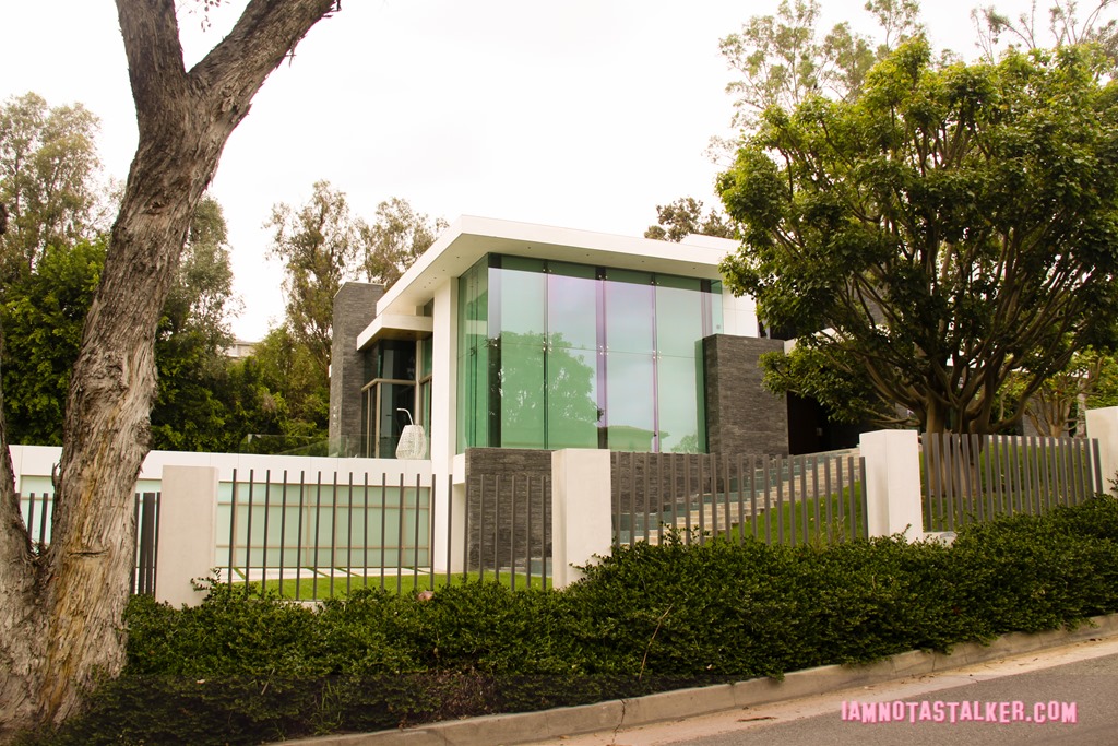 The Why Him House-7815
