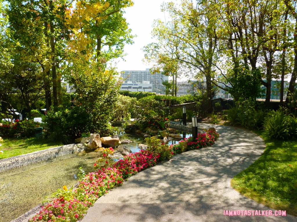 Kyoto Gardens from Her-1010153