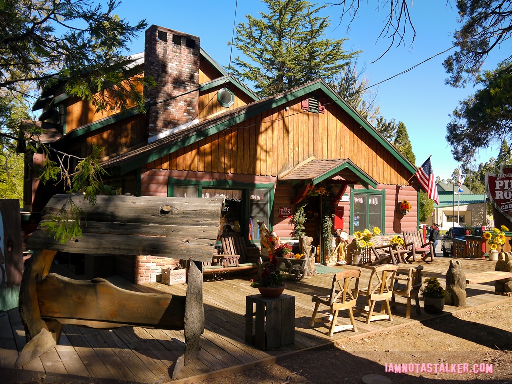 Arrowhead Pine Rose Cabins from Veep-1200450