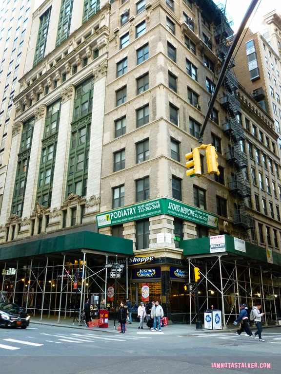 The New York Sidewalk Clock-1120538