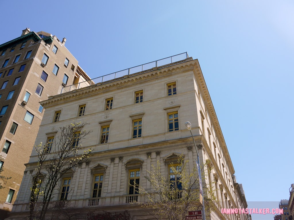 The A Perfect Murder Apartment Building-1140626