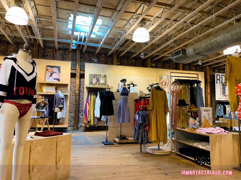Urban Outfitters from National Treasure (15 of 32)