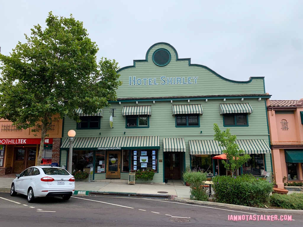 Seaside Coffee Shop from Big Little Lies (12 of 21)